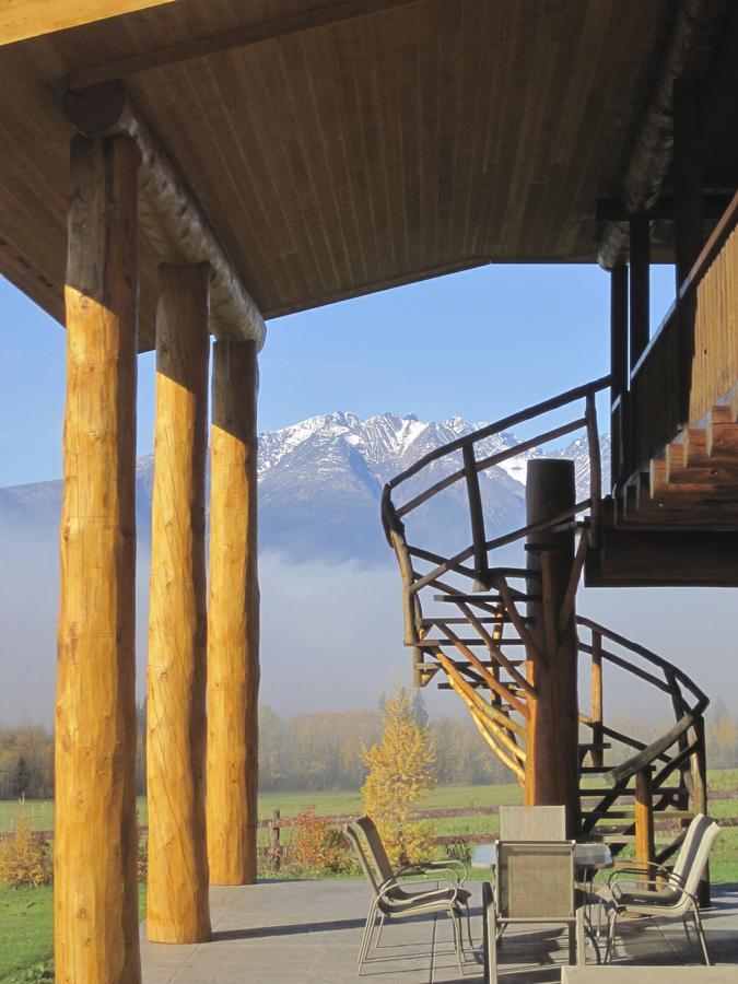 Smithers Driftwood Lodge Exteriör bild