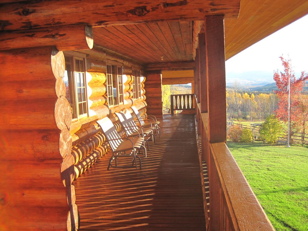 Smithers Driftwood Lodge Exteriör bild
