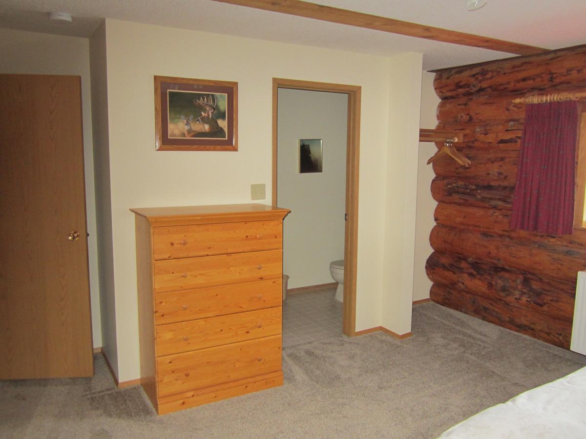 Smithers Driftwood Lodge Exteriör bild